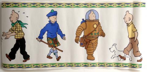 Hergé - Werbung - HERGÉ - Tintin - frise (motif de tapisserie) sur fond blanc - séquence de 4 personnages sur 5 - Tintin cow-boy, Tintin en kilt, TIntin cosmonaute, Tintin et Milou)