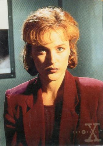 X-Files Trading cards -  - X-Files - Topps - Aux frontières du réel - 1996 - trading cards - 05 - Pofiles - Scully, Dana Katherine