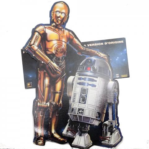 Star Wars - images - George LUCAS - Star Wars - 1995 - Star Wars/La Guerre des Étoiles en vidéo dans sa version d'origine - C3PO / R2D2 - PLV à suspendre 40 x 60 cm