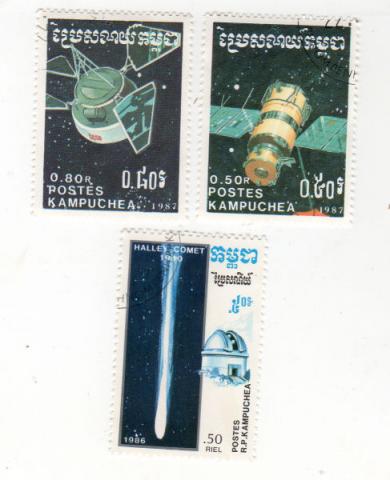Space, Astronomy, Futurology -  - Philatélie - Cambodge/Kampuchea - 1986 Halley Comet 0.50 - 1987 Exploration of Outer Space 0.50/0.80 - 3 timbres