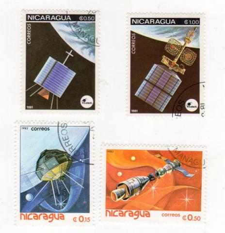 Espace, astronomie, futurologie -  - Philatélie - Nicaragua - 1981 Space Communications 0.50/1.00 - 1982 Space Travel 0.15/0.50 - 4 timbres