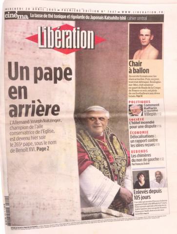 Bande Dessinée - Luz (Documents et Produits dérivés) -  - Libération n° 7447 - 20/04/2005 - Un pape en arrière/Chair à ballon/Luz Bloc-rock