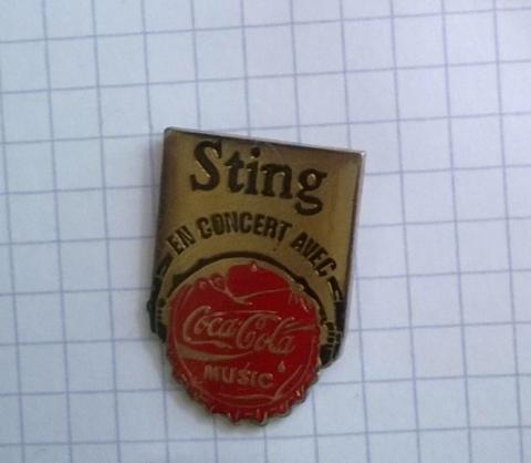 Coca-Cola -  - Coca-Cola - pin's - Sting en concert avec Coca-Cola