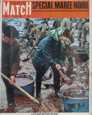 Paris Match n° 941 -  - Paris Match n° 941 - 22 avril 1967 - Spécial marée noire : les Bretons mobilisent devant le fléau qui vient de la mer